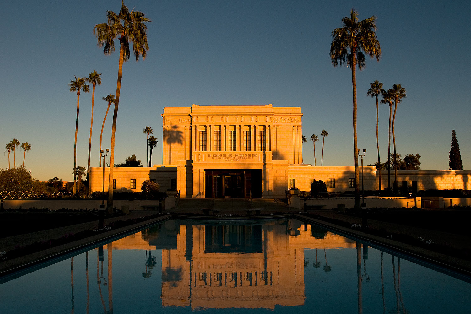 2008-12-27-mesa-temple-west-68242