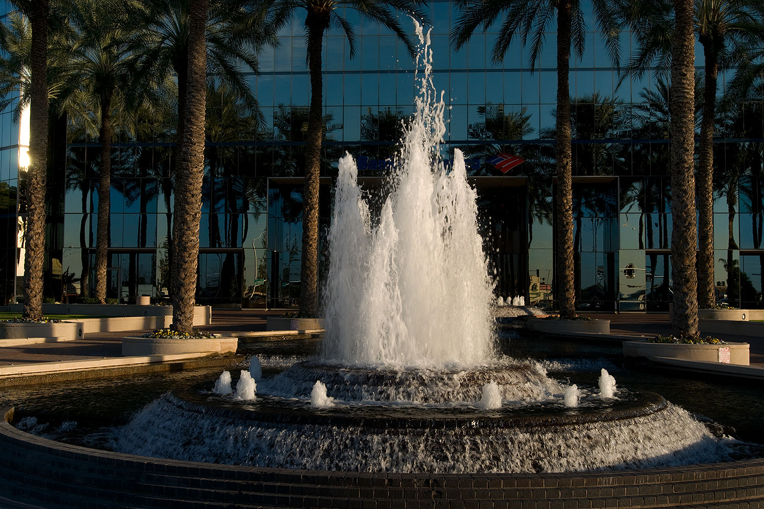 2009-01-06-mesa-fountains-72742