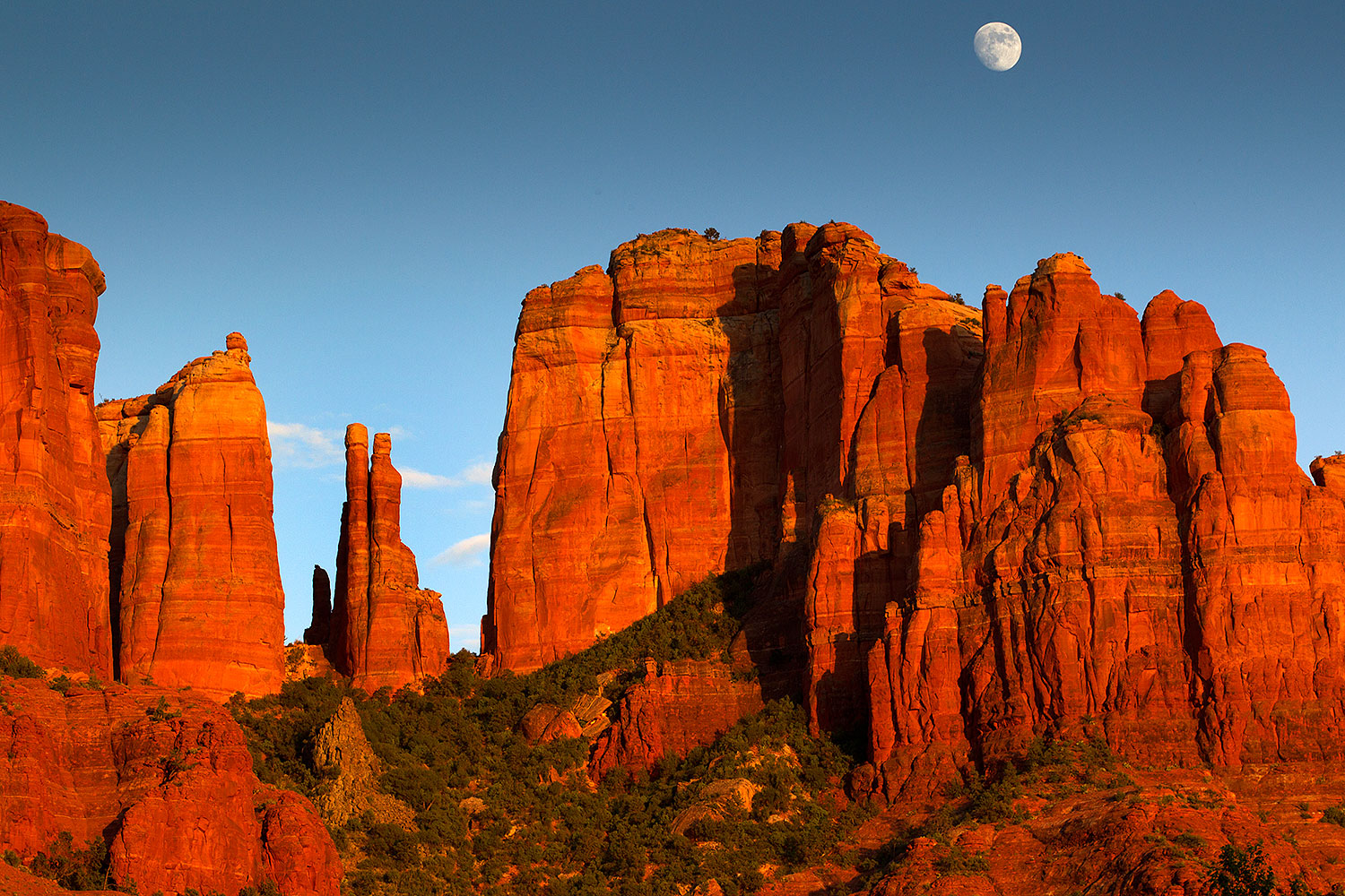 2011-08-10-sedona-cathedral-90241