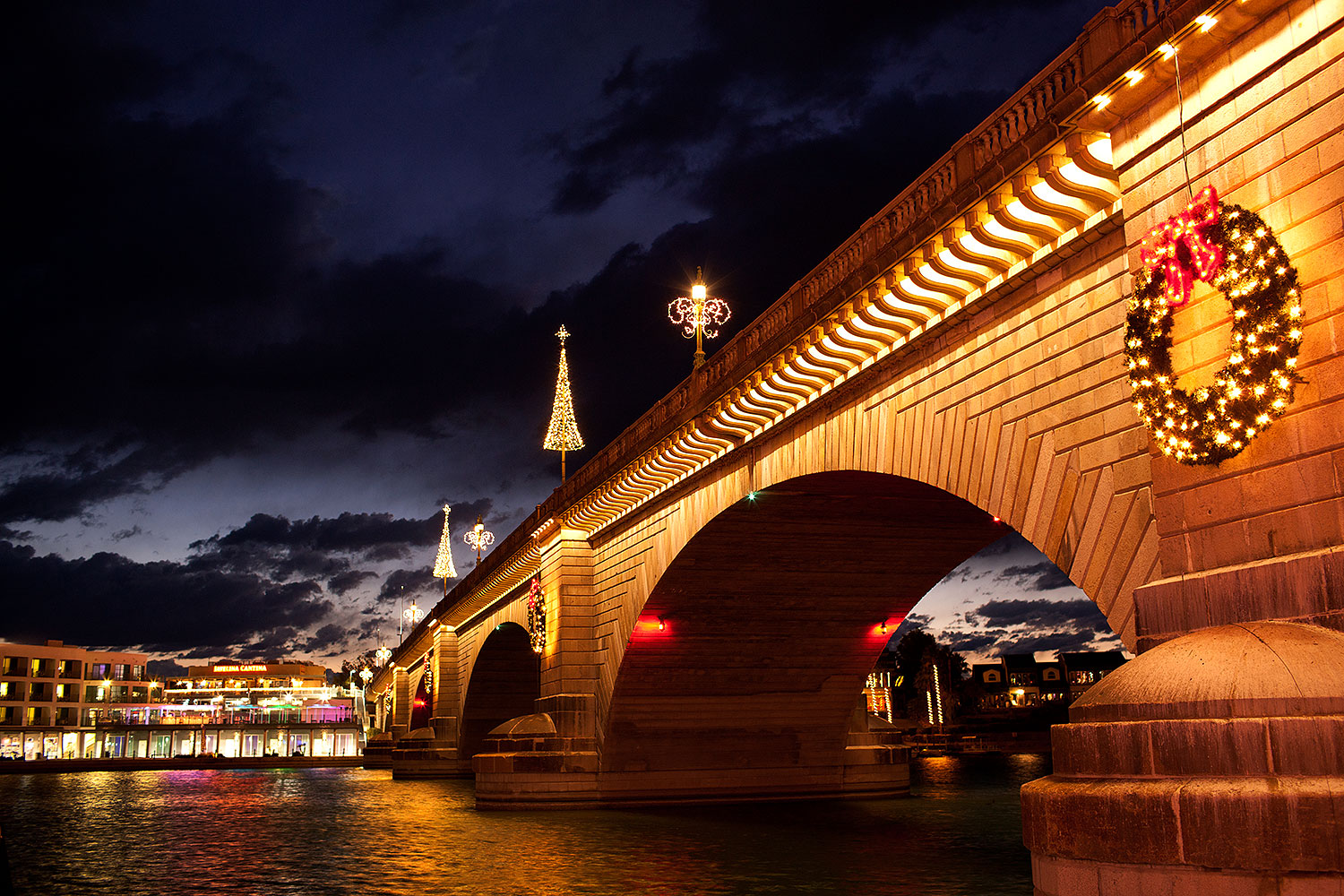 2011-12-16-havasu-bridge-1ds3-0195