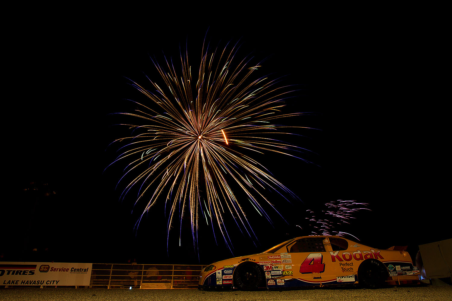 2012-02-18-havasu-fireworks-145841
