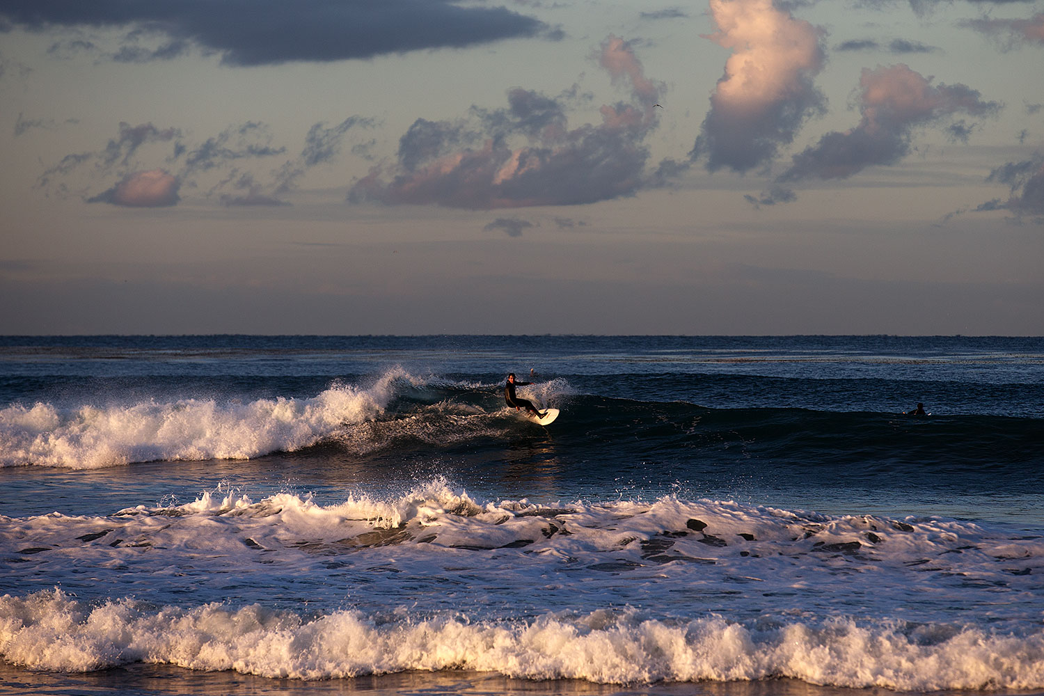 2012-12-29-ca-cardiff-surfers-12716