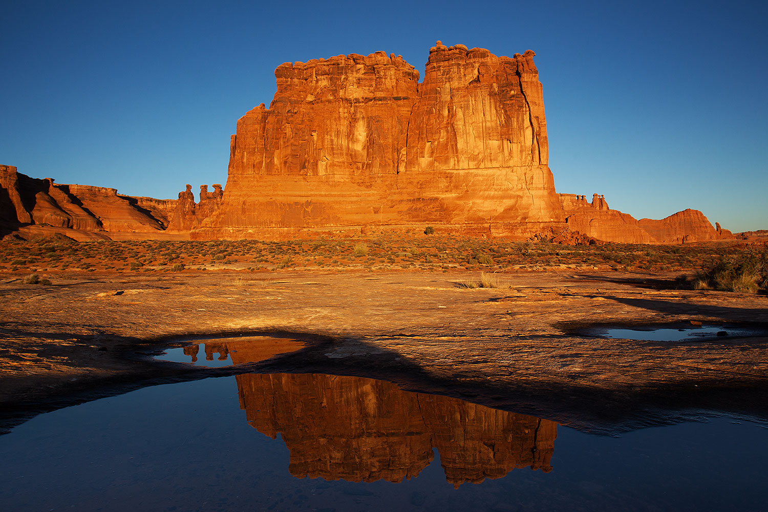 2013-11-02-courthouse-refl-1d4_2919