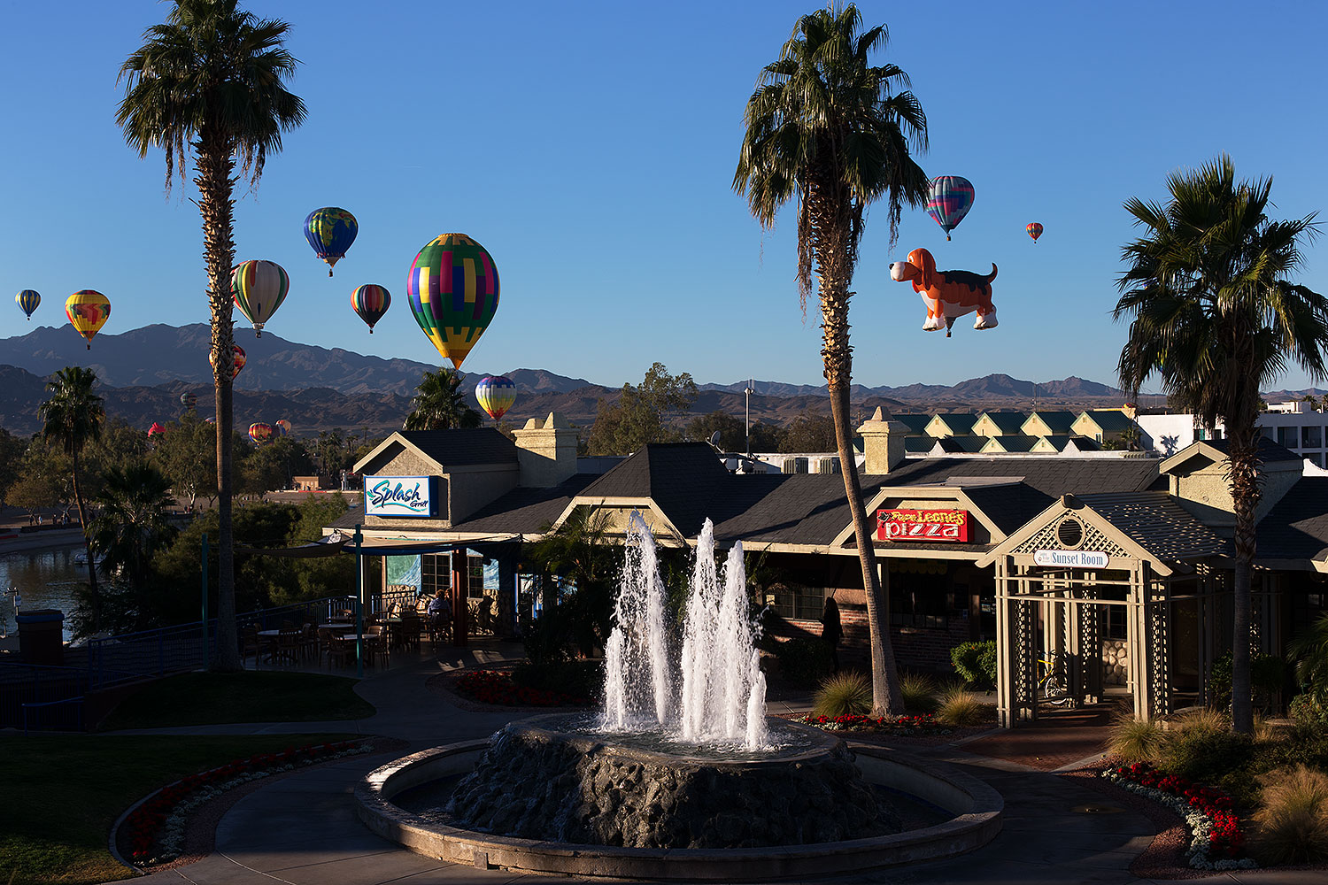 2014-01-17-havasu-fountain-1dx_0426