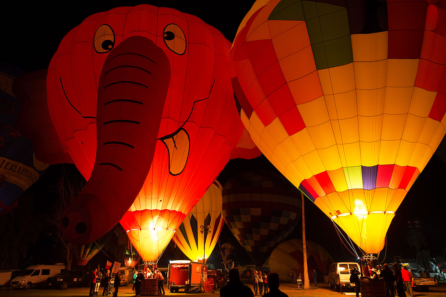 2014-01-19-havasu-glow-1dx_9457