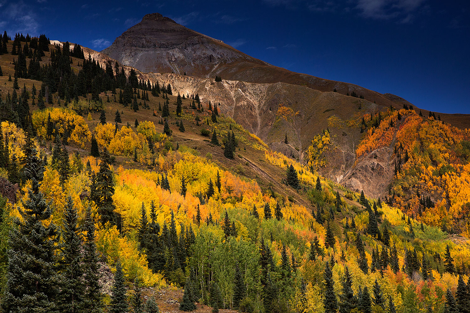 2015-09-23-red-pass-yellow-5d3_2718