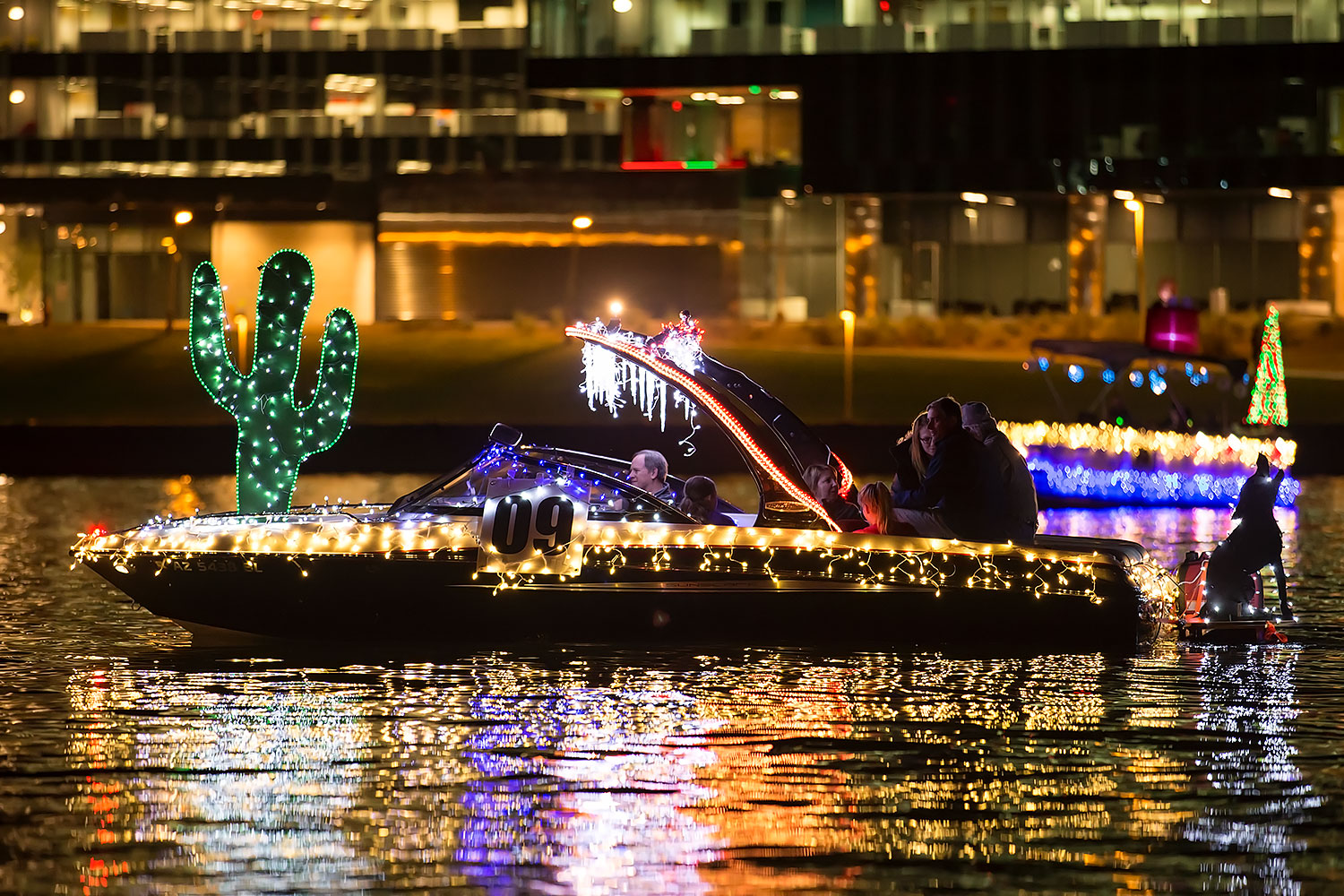 2016-12-10-tempe-aps-lights-1dx_33402