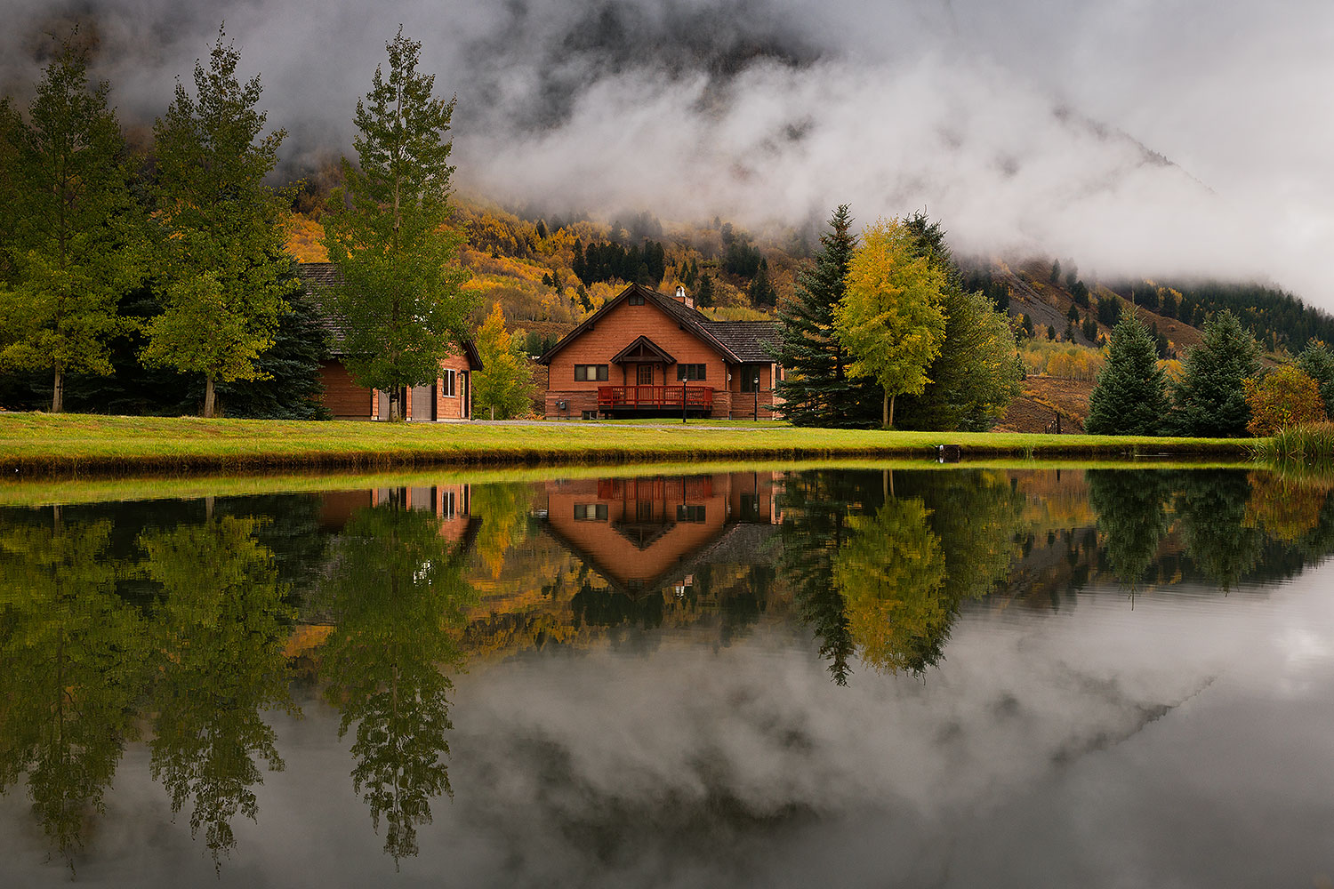 2017-09-28-crested-house-mi100-a7r2_4000
