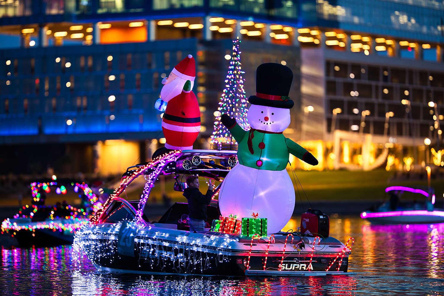 2017-12-09-tempe-boats-luviv-5D4_0921